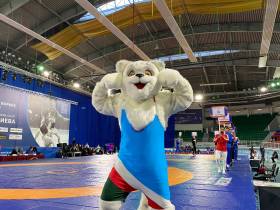 В Якутске стартовали всероссийские соревнования по вольной борьбе памяти Романа Дмитриева