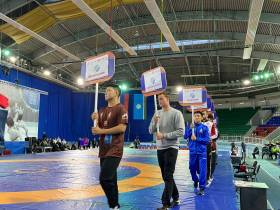 В Якутске стартовали всероссийские соревнования по вольной борьбе памяти Романа Дмитриева