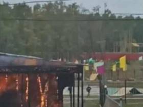 В Якутии из-за детской шалости сгорел аттракцион в парке культуры и отдыха