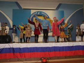 Национальный театр танца Якутии поздравил Витим с 400-летием