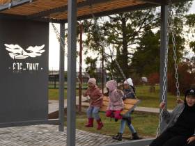 Мини-парк обустроили в селе Тит-Эбя на месте старого футбольного поля