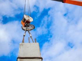 Первую сваю нового детсада установили в Хангаласском районе Якутии