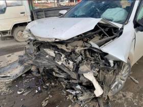 В Якутске произошло тройное ДТП, есть пострадавшие