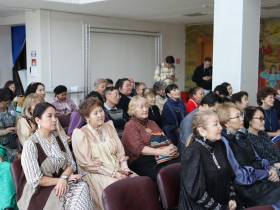 В Якутске открылась выставка гербов районов республики