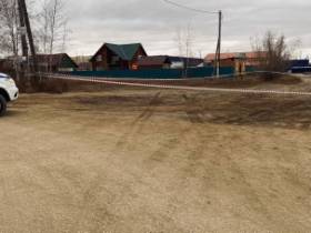 В Якутске грузовик сбил двух пешеходов. Один из них скончался