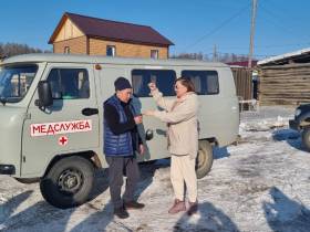 Модульная врачебная амбулатория с полным оснащением начала работу в Усть-Алданском районе Якутии