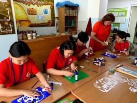 День учителя отметили в коррекционной школе для неслышащих обучающихся