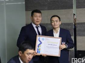 В Якутске чествовали победителя и бронзового призёра чемпионата России по боксу