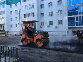 В Якутске подходят к концу работы по асфальтированию жилых дворов