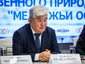 Исследование белых медведей на территории якутского заповедника проведут учёные