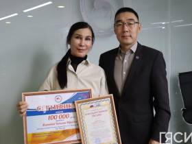 В Якутске чествовали чемпионку и бронзового призёра чемпионата России по бегу