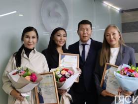 В Якутске чествовали чемпионку и бронзового призёра чемпионата России по бегу