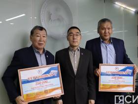 В Якутске поздравили лучших шашистов по итогам чемпионатов России и мира