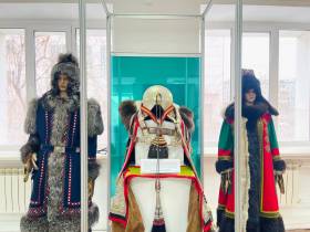 В Якутске открылась выставка «Якутия – территория единства»