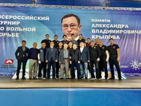 Всероссийский турнир по вольной борьбе памяти Александра Крылова состоялся в Якутске