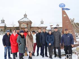 В Якутске открыли стелу, посвященную путешественникам и первооткрывателям Арктики