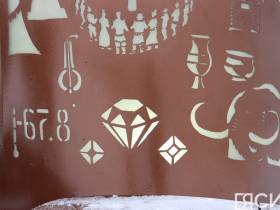 В Якутске открыли стелу, посвященную путешественникам и первооткрывателям Арктики