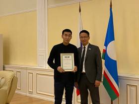 Бойцов студотрядов наградили за помощь в ликвидации последствий паводка в Верхоянском районе