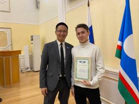 Бойцов студотрядов наградили за помощь в ликвидации последствий паводка в Верхоянском районе