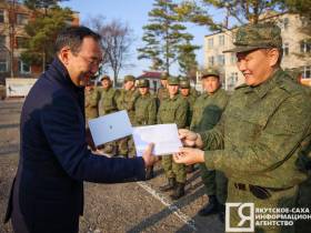 Айсен Николаев встретился в Приморском крае с мобилизованными якутянами
