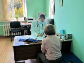 Врачи из Якутии оказывают медицинскую помощь жителям города Кировское ДНР