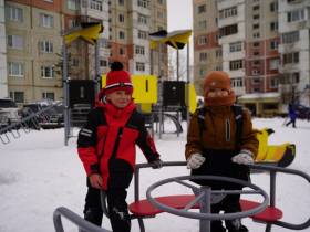 По программе «1000 дворов на Дальнем Востоке» в Нерюнгри благоустроили двор