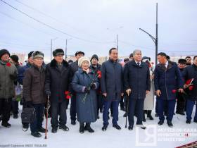 В Якутске открыли памятник легендарному промышленнику Тарасу Десяткину