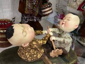 В Якутске открылась выставка авторских кукол народов России