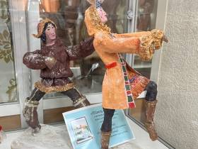 В Якутске открылась выставка авторских кукол народов России