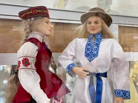 В Якутске открылась выставка авторских кукол народов России