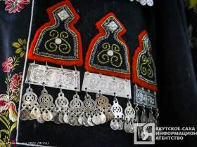 Якутия подарит комплект традиционной одежды Российскому этнографическому музею