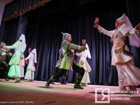 В Нюрбе открылось новое здание единственного передвижного театра Якутии