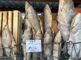 Сколько стоят мясо, рыба и овощи на Крестьянском рынке в Якутске