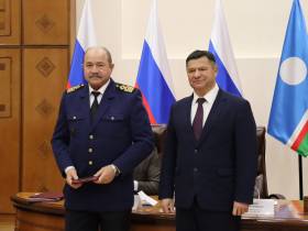 Работников транспорта Якутии наградили в преддверии профессионального праздника