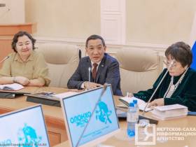 Спектакли, живое исполнение и стипендии олонхосутам. В Якутии пройдёт декада Олонхо