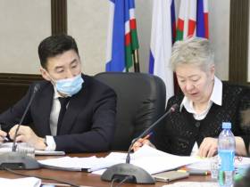 Проект бюджета города рассмотрели на заседании Якутской городской думы