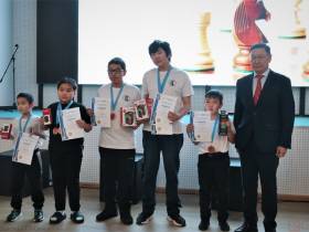 Победителями шахматной олимпиады стали ученики Якутской классической гимназии