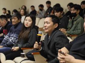 Художник-постановщик Аддис Гаджиев: «Якутское кино развивается благодаря энергии молодых»