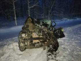 В Якутии в результате ДТП сгорел грузовик