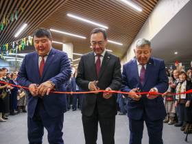 В Намцах открыли Дворец культуры и духовного развития. Фото и видео