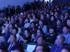 В Намцах открыли Дворец культуры и духовного развития. Фото и видео