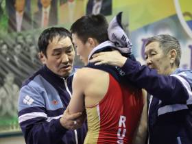 В Чурапче стали известны имена победителей чемпионата Якутии по вольной борьбе