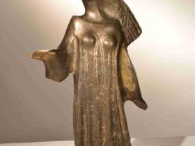 Открылась выставка художников Намского района Якутии