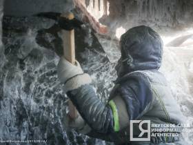 Фото и видео: как проходит выморозка судов в Якутии