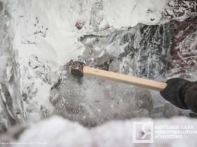Фото и видео: как проходит выморозка судов в Якутии