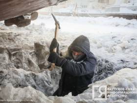 Фото и видео: как проходит выморозка судов в Якутии
