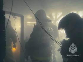 Установлено, что в пожаре в селе Майя погибла молодая семья с ребенком