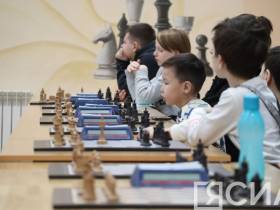 Международный гроссмейстер Дмитрий Кряквин: «Юные шахматисты Якутии показывают хороший уровень»