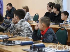 Международный гроссмейстер Дмитрий Кряквин: «Юные шахматисты Якутии показывают хороший уровень»
