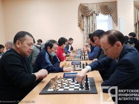 Сильнейших шахматистов Кубка главы Якутии определили по итогам блиц-турнира